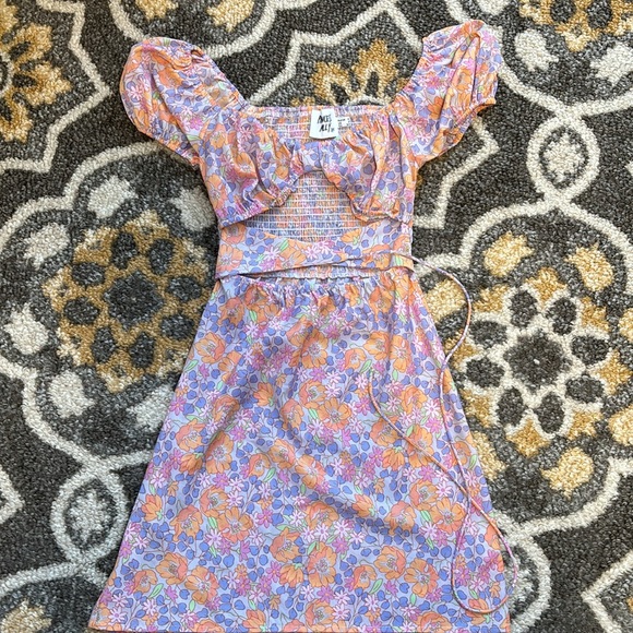 ❌SOLD❌Princess Polly: Nakita Mini Dress Purple Floral size 2 - Picture 2 of 4